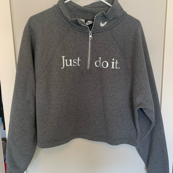 nike cropped quarter zip